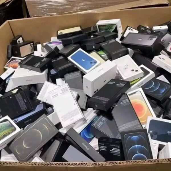 Pallet Of Iphones