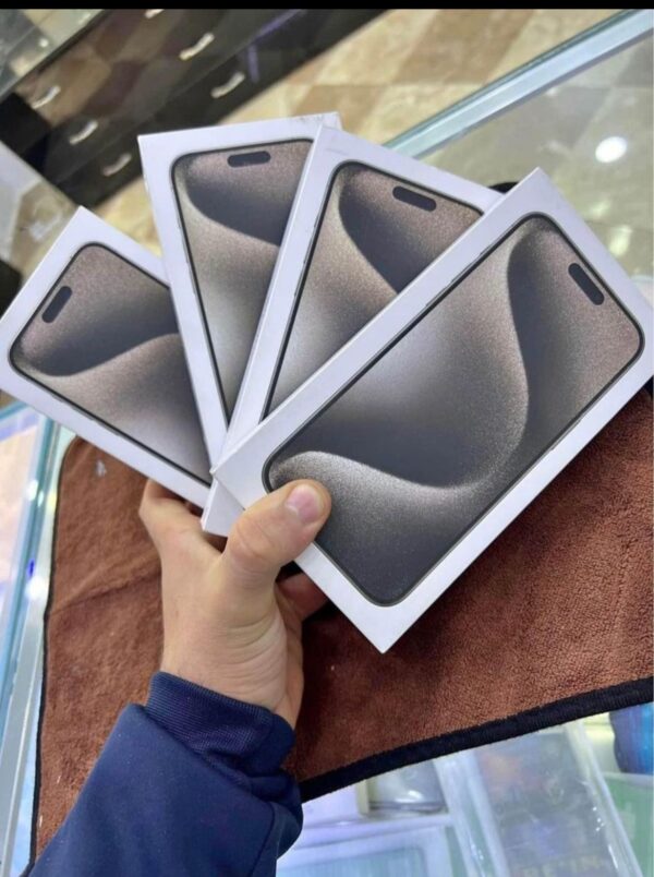 iPhone Liquidation Pallets